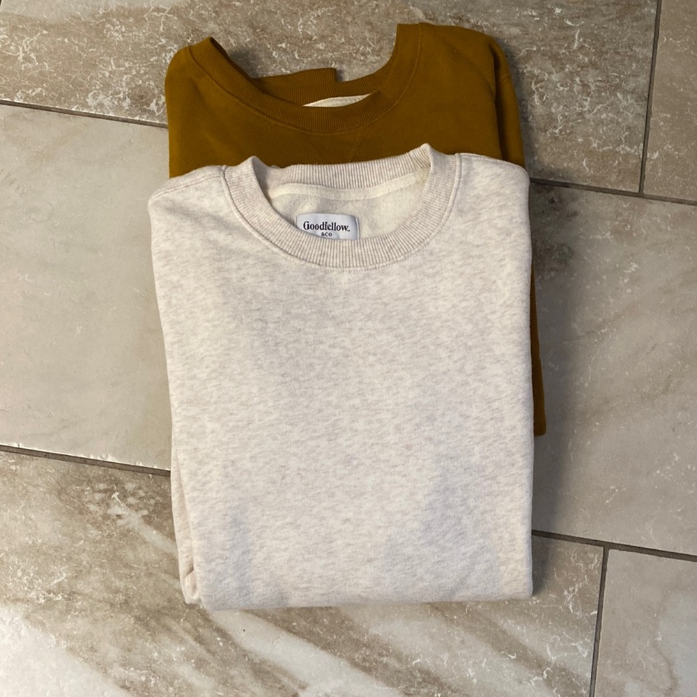 Men size medium sweatshirts